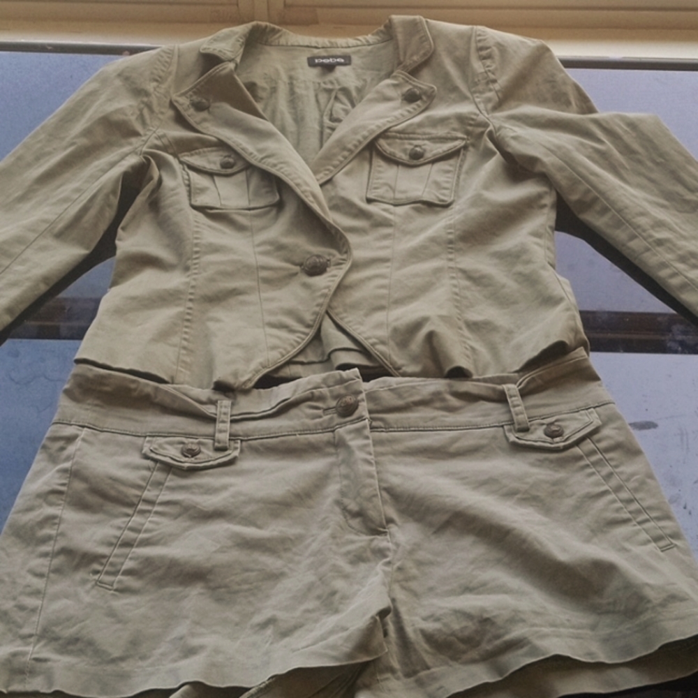Two piece short set